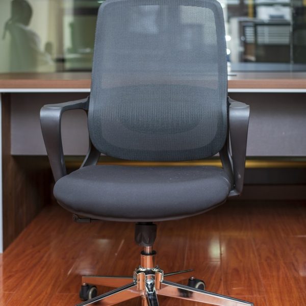 Medium back mesh chair with lumbar support LJ-2002A