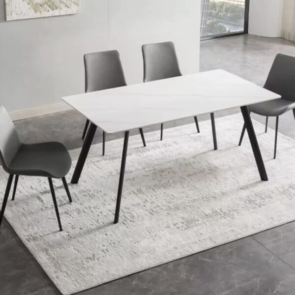 4-SEATER DINING TABLE