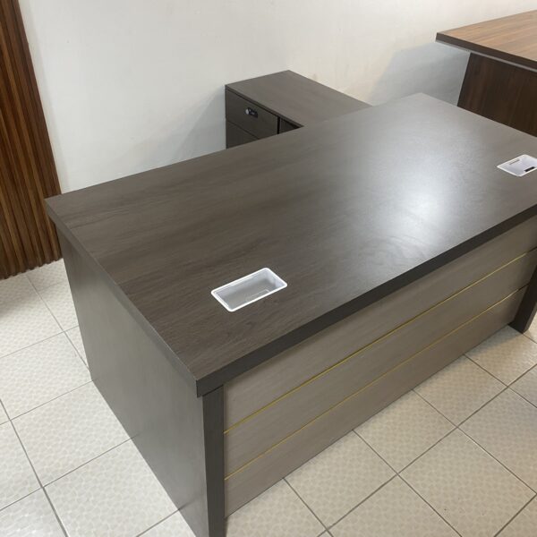 Executive Desk with Side Return -1.6M